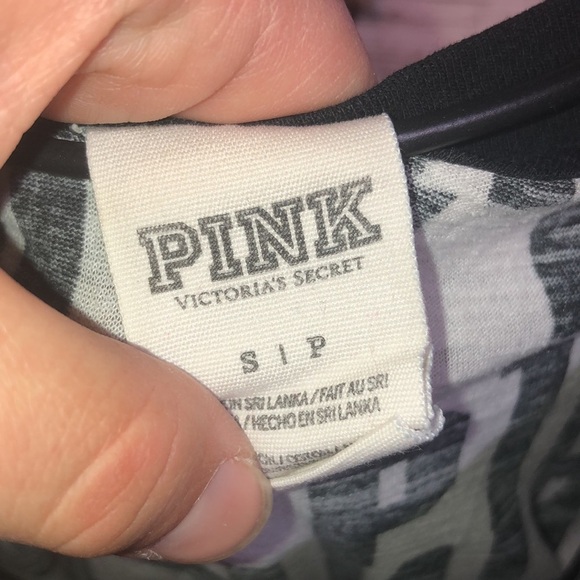 PINK Victoria’s Secret long sleeve shirt black and gray size small campus shirt‌ - Picture 3 of 7